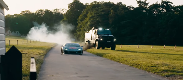 KamAZ và Lamborghini Huracan đã tổ chức một cuộc đấu tay đôi (Video) - Sputnik Việt Nam
