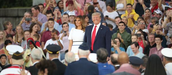 Tổng thống Donald Trump và đệ nhất phu nhân Melania Trump - Sputnik Việt Nam