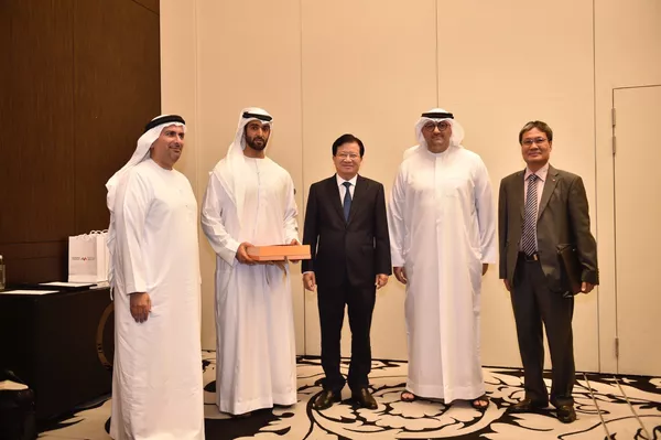 Phó Thủ tướng Trịnh Đình Dũng thăm, làm việc tại UAE Phó Thủ tướng Trịnh Đình Dũng thăm, làm việc tại UAE - Sputnik Việt Nam