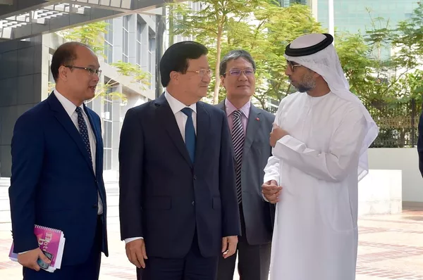 Phó Thủ tướng Trịnh Đình Dũng thăm, làm việc tại UAE Phó Thủ tướng Trịnh Đình Dũng thăm, làm việc tại UAE - Sputnik Việt Nam