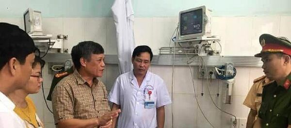 Thượng úy Nguyễn Trọng Quý bị chảy máu trong não, vỡ cột sống cổ, vỡ xương khuỷu tay. Thượng úy Nguyễn Trọng Quý bị chảy máu trong não, vỡ cột sống cổ, vỡ xương khuỷu tay. - Sputnik Việt Nam