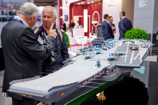 Tàu sân bay “Lamantin”: Dự án sáng kiến của ngành đóng tàu Nga - Sputnik Việt Nam