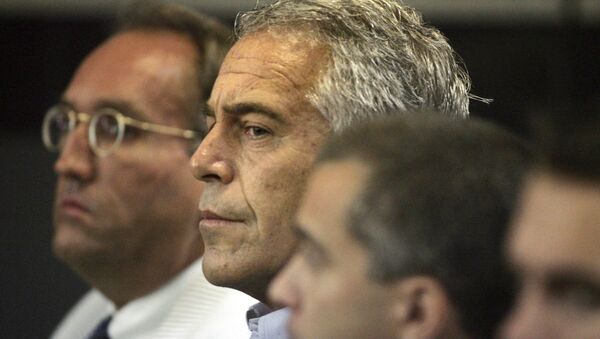 Nhà tài chính và tỷ phú Mỹ Jeffrey Epstein - Sputnik Việt Nam