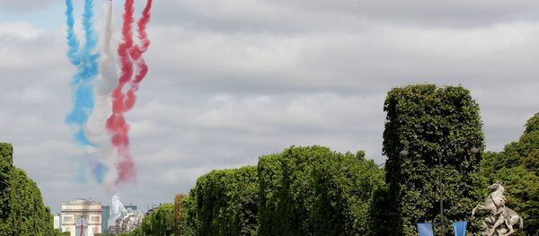 Ngày Bastille / Ngày Quốc khánh Pháp Ngày Bastille / Ngày Quốc khánh Pháp - Sputnik Việt Nam