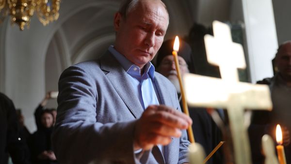 Tổng thống Nga Vladimir Putin thăm Nhà thờ Spaso-Preobrazhensky trong Tu viện nam Valaam Stavropegic Tổng thống Nga Vladimir Putin thăm Nhà thờ Spaso-Preobrazhensky trong Tu viện nam Valaam Stavropegic - Sputnik Việt Nam