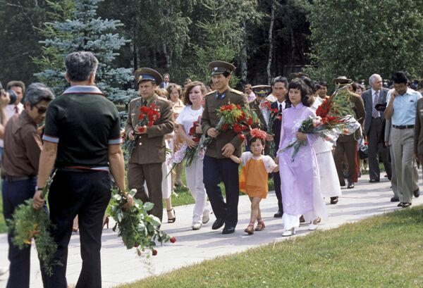 Có một ngày hai lần đi vào lịch sử Việt Nam - Sputnik Việt Nam