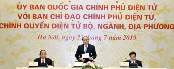 Thủ tướng Nguyễn Xuân Phúc, Chủ tịch Uỷ ban Quốc gia Chính phủ điện tử phát biểu. Thủ tướng Nguyễn Xuân Phúc, Chủ tịch Uỷ ban Quốc gia Chính phủ điện tử phát biểu. - Sputnik Việt Nam