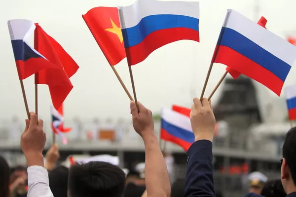Nghi thức long trọng chào đón tàu khu trục Quang Trung của Lực lượng Hải quân Việt Nam tại Vladivostok Nghi thức long trọng chào đón tàu khu trục Quang Trung của Lực lượng Hải quân Việt Nam tại Vladivostok - Sputnik Việt Nam