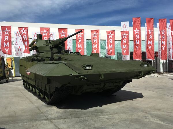 Trận mưa đạn pháo 57mm. Quân đội Nga trang bị pháo mới cho xe bọc thép - Sputnik Việt Nam