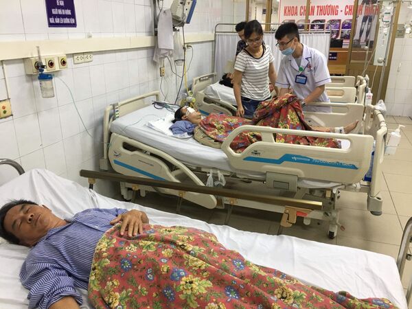 Hai người chết và năm người bị thương nặng sau vụ tai nạn ở Quảng Ninh - Sputnik Việt Nam