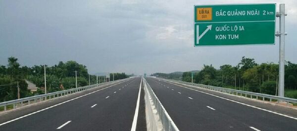 Hồ sơ mời sơ tuyển 8 dự án PPP cao tốc Bắc - Nam đã được Bộ GTVT phát hành và nhận được nhiều sự quan tâm của các nhà đầu tư. - Sputnik Việt Nam