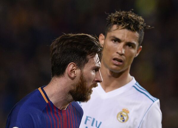 Ronaldo giải thích sự khác nhau giữa anh và Messi - Sputnik Việt Nam