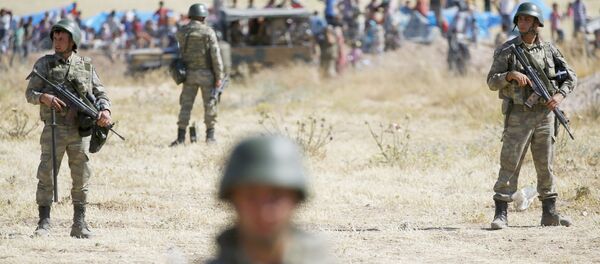 Lính quân đội Thổ Nhĩ Kỳ ở tỉnh Sanliurfa Lính quân đội Thổ Nhĩ Kỳ ở tỉnh Sanliurfa - Sputnik Việt Nam