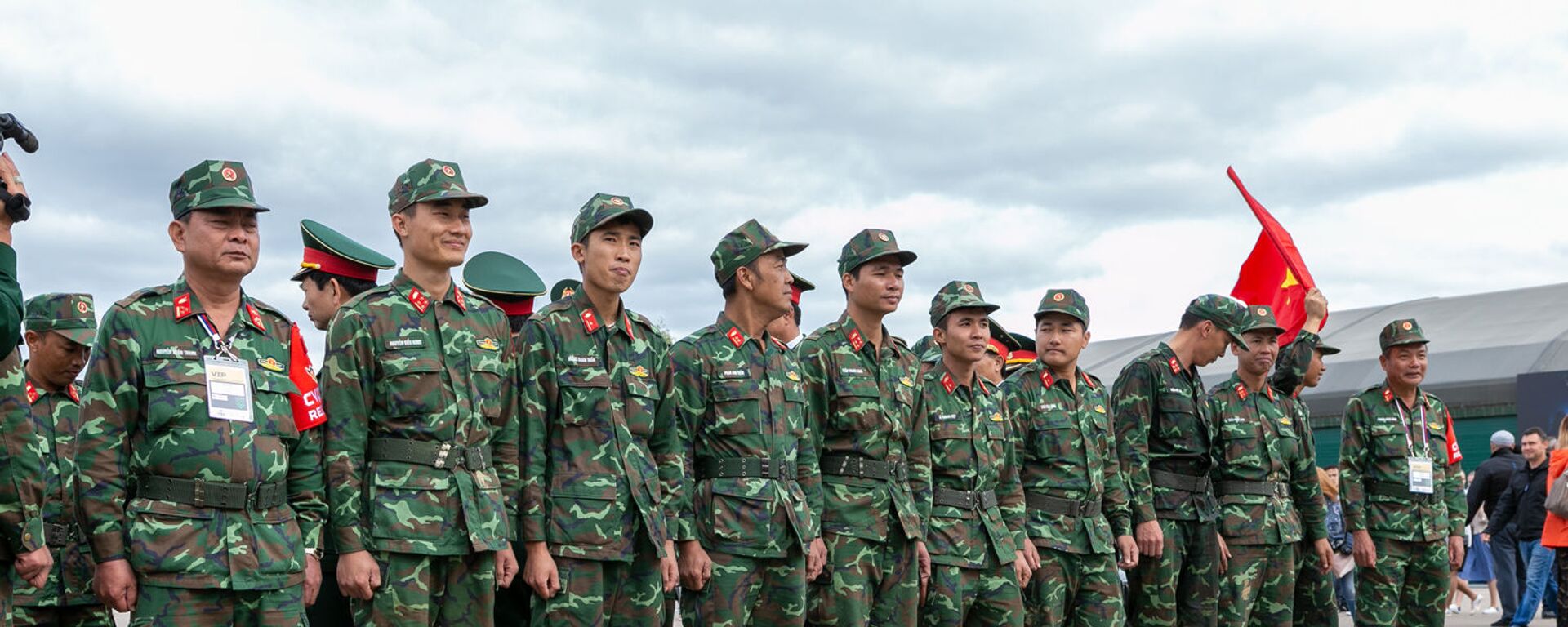 Kíp tăng đội tuyển QĐNDVN giành vị trí thứ hai trong Tank Biathlon 2019  - Sputnik Việt Nam, 1920, 04.07.2025