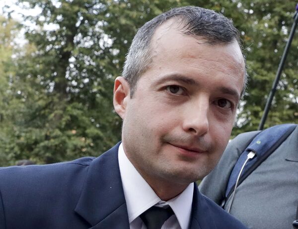 Phi công thứ hai của máy bay A321 «hạ cánh cứng» ở ngoại ô Matxcơva nhập viện Phi công thứ hai của máy bay A321 «hạ cánh cứng» ở ngoại ô Matxcơva nhập viện - Sputnik Việt Nam