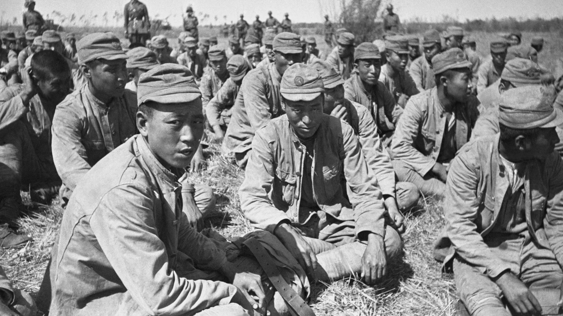 Lính Nhật bị bắt làm tù binh gần sông Khalkhin Gol. Năm 1939 Lính Nhật bị bắt làm tù binh gần sông Khalkhin Gol. Năm 1939 - Sputnik Việt Nam, 1920, 25.08.2021