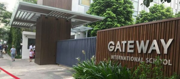 Trường Gateway - Sputnik Việt Nam