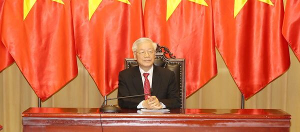 Tổng Bí thư, Chủ tịch nước Nguyễn Phú Trọng tiếp các Đại sứ đến trình Quốc thư.  - Sputnik Việt Nam