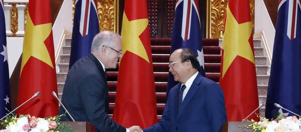 Thủ tướng Nguyễn Xuân Phúc và Thủ tướng Australia Scott Morrison họp báo quốc tế Thủ tướng Nguyễn Xuân Phúc và Thủ tướng Australia Scott Morrison họp báo quốc tế - Sputnik Việt Nam
