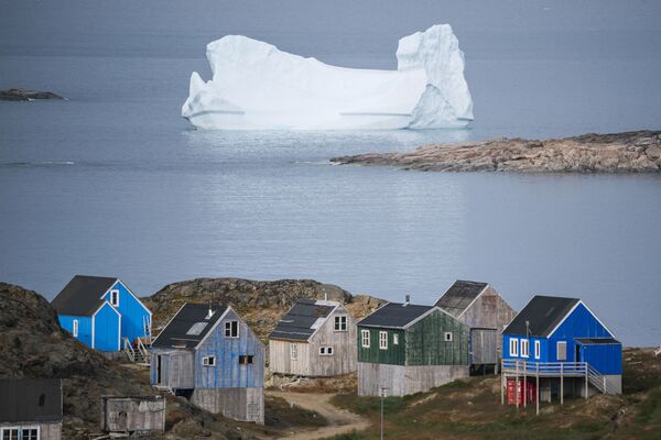 Tảng băng trôi gần thị trấn Kulusuk, Greenland - Sputnik Việt Nam