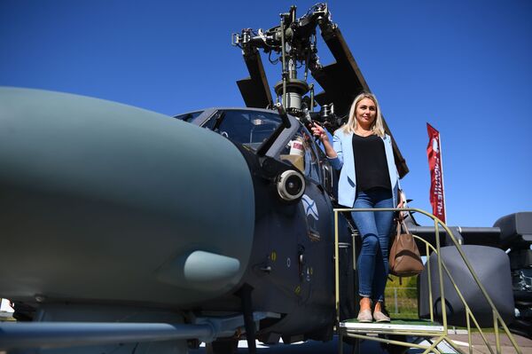 Chuyến bay đầu tiên của trực thăng Alligator sau hiện đại hóa diễn ra như thế nào? - Sputnik Việt Nam