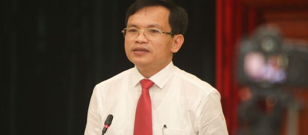 Ông Mai Văn Trinh, Cục trưởng Cục Quản lý chất lượng (Bộ Giáo dục và Đào tạo) cung cấp các thông tin về kỳ thi cho các cơ quan báo chí.  - Sputnik Việt Nam