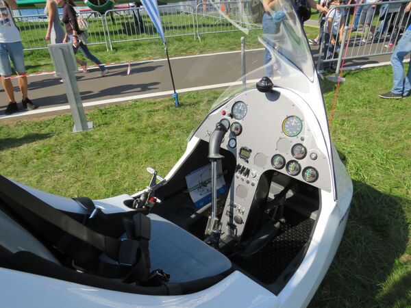 Thiết bị bay “con quay hồi chuyển” độc đáo của Nga tại MAKS-2019 - Sputnik Việt Nam