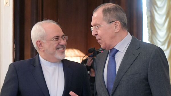 Bộ trưởng Ngoại giao Iran Mohammad Javad Zarif và Bộ trưởng Ngoại giao Nga Sergei Lavrov - Sputnik Việt Nam