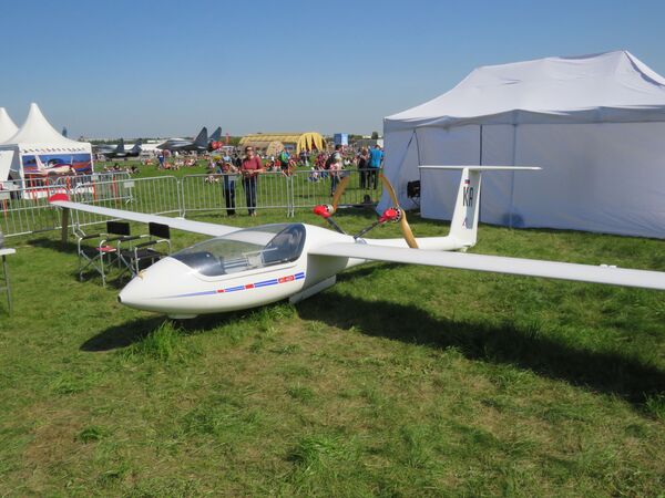 Thay thế dầu hỏa: động cơ điện dành cho máy bay nhỏ - Sputnik Việt Nam