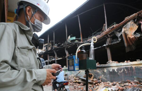 Vụ cháy Rạng Đông: Nguyễn Xuân Phúc yêu cầu Nguyễn Đức Chung khẩn trương xử lý sự cố - Sputnik Việt Nam