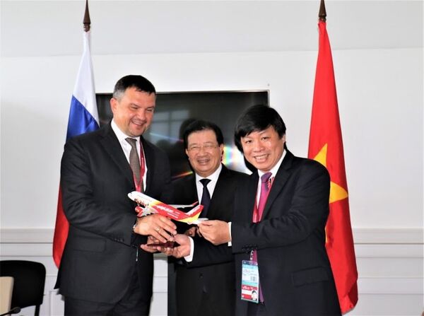 Hà Nội ủng hộ Nga tham gia khai thác dầu khí trên thềm lục địa Việt Nam - Sputnik Việt Nam