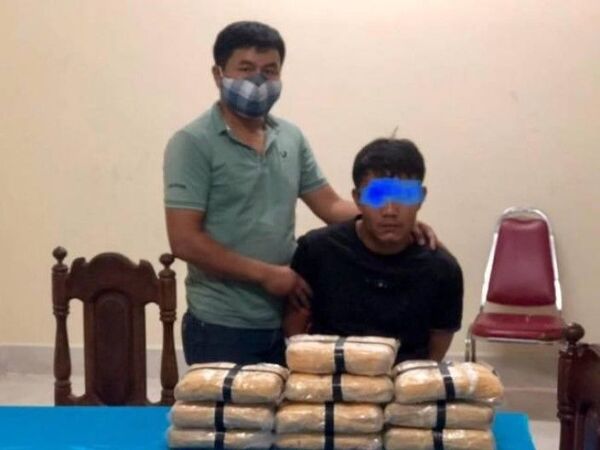 Bắt giữ một công dân Lào vận chuyển 60.000 viên ma túy - Sputnik Việt Nam