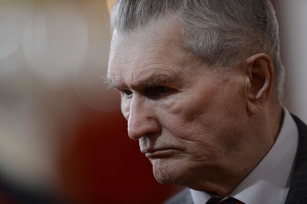 Lão tướng Nga kể chuyện bệnh nhân tâm thần suýt làm nổ tung Đại sứ quán Mỹ năm 1979 Lão tướng Nga kể chuyện bệnh nhân tâm thần suýt làm nổ tung Đại sứ quán Mỹ năm 1979 - Sputnik Việt Nam