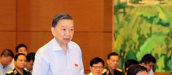 Bộ trưởng Bộ Công an Tô Lâm trình bày báo cáo về công tác phòng, chống tội phạm và vi phạm pháp luật. - Sputnik Việt Nam