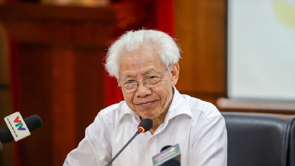 GS Hồ Ngọc Đại GS Hồ Ngọc Đại - Sputnik Việt Nam