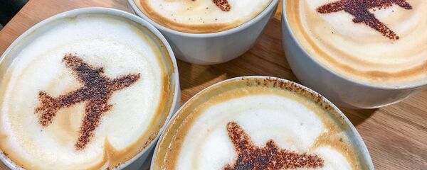 Cà phê và máy bay. - Sputnik Việt Nam