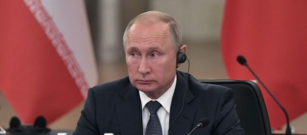 Tổng thống Nga Vladimir Putin tại Hội nghị thượng đỉnh Nga-Thổ Nhĩ Kỳ-Iran về Syria ở Ankara - Sputnik Việt Nam