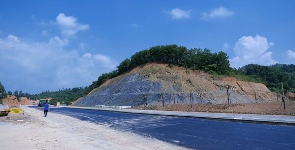 Sẵn sàng thông xe kỹ thuật cao tốc Bắc Giang - Lạng Sơn Sẵn sàng thông xe kỹ thuật cao tốc Bắc Giang - Lạng Sơn - Sputnik Việt Nam