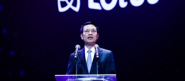 Bộ trưởng Bộ Thông tin và Truyền thông Nguyễn Mạnh Hùng phát biểu tại Lễ ra mắt mạng xã hội Lotus. - Sputnik Việt Nam