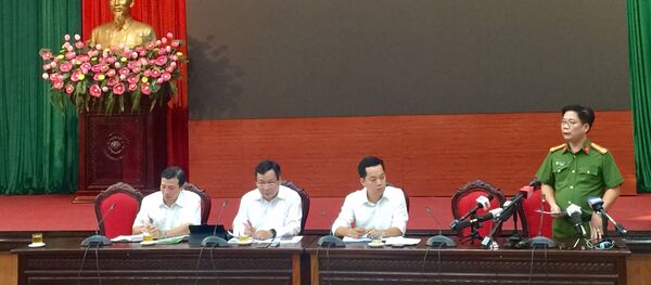 Thượng tá Nguyễn Xuân Trường, Phó Trưởng phòng Cảnh sát điều tra, Công an thành phố Hà Nội phát biểu tại buổi họp báo. Thượng tá Nguyễn Xuân Trường, Phó Trưởng phòng Cảnh sát điều tra, Công an thành phố Hà Nội phát biểu tại buổi họp báo. - Sputnik Việt Nam