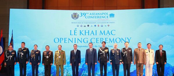 Đại tướng Tô Lâm, Ủy viên Bộ Chính trị, Bộ trưởng Bộ Công an với Tư lệnh Cảnh sát các nước ASEAN dự Hội nghị. - Sputnik Việt Nam