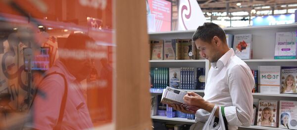 Triển lãm-Hội chợ quốc gia Sách Nga nhé - Sputnik Việt Nam