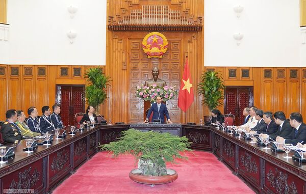 Thủ tướng Nguyễn Xuân Phúc: muốn kinh tế phát triển thì an ninh phải tốt - Sputnik Việt Nam