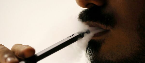 Thuốc lá điện tử. - Sputnik Việt Nam