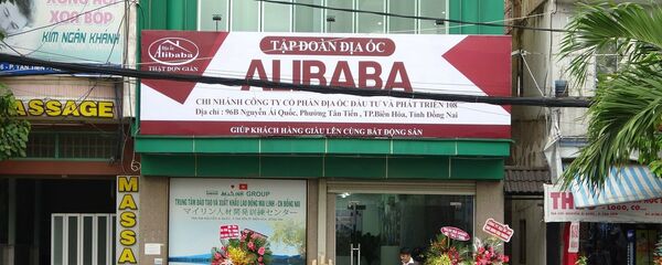 Chi nhánh Công ty Cổ phần Địa ốc đầu tư và phát triển 108 (Tập đoàn Địa ốc Alibaba) khai trương trái phép tại thành phố Biên Hòa (Đồng Nai). Chi nhánh Công ty Cổ phần Địa ốc đầu tư và phát triển 108 (Tập đoàn Địa ốc Alibaba) khai trương trái phép tại thành phố Biên Hòa (Đồng Nai). - Sputnik Việt Nam