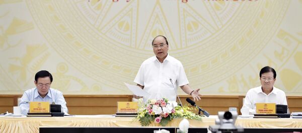 Thủ tướng Nguyễn Xuân Phúc phát biểu kết luận.  - Sputnik Việt Nam