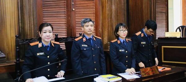 Các Kiểm sát viên tham gia phiên toà xét xử vụ án tại VN Pharma.  - Sputnik Việt Nam