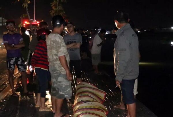 Cần Thơ: người phụ nữ tử vong sau khi lao xe xuống hồ  - Sputnik Việt Nam