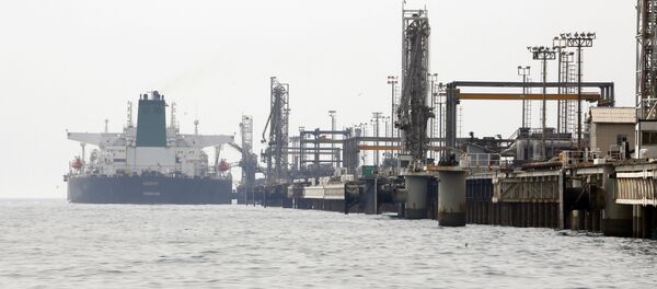 Tàu chở dầu Iran ra khỏi đảo Hark - Sputnik Việt Nam