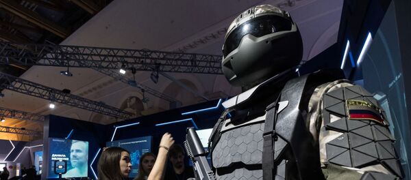 Thiết bị của máy bay chiến đấu của người Viking trong tương lai, với một bộ khung bằng titan tại gian hàng của tập đoàn nhà nước Rostec tại triển lãm - Sputnik Việt Nam